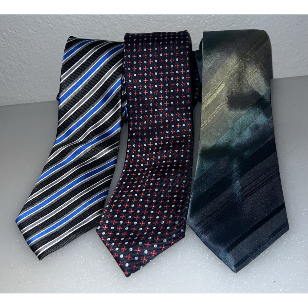 3 Mens Neckties Lot Ivy Crew Kenneth Cole Reaction Silk Blue Red Stripe Tie